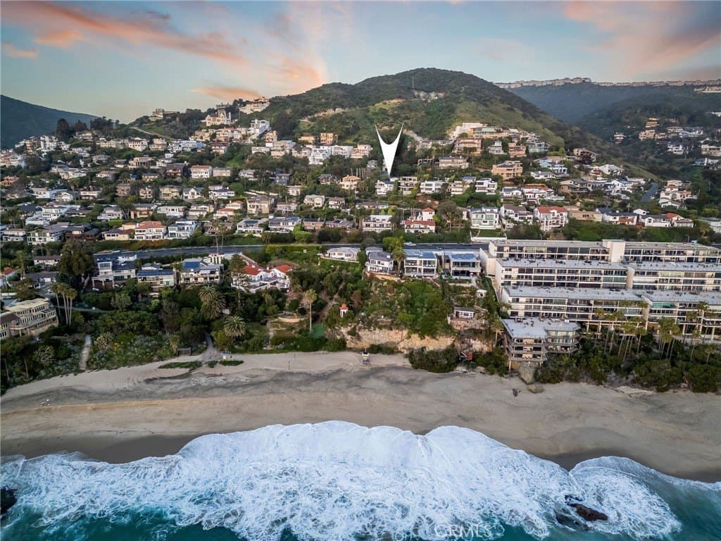 31331 Holly Dr, Laguna Beach