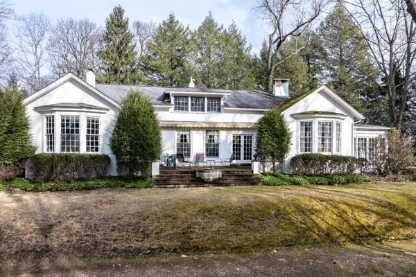 804 Persimmon Rd, Sewickley