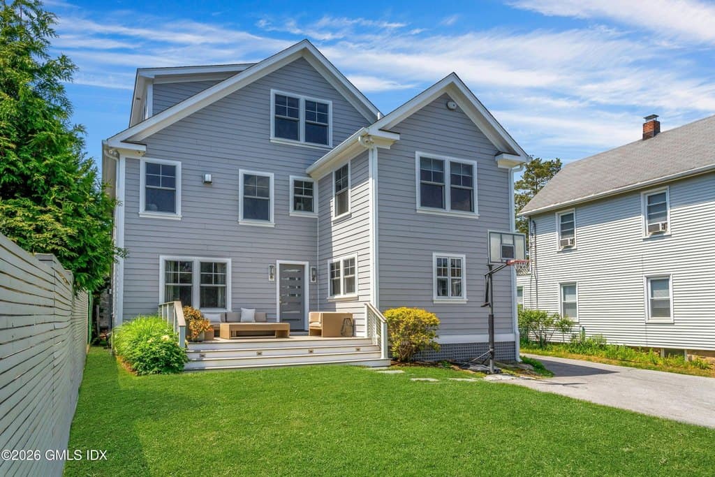 189 Connecticut Ave, Greenwich