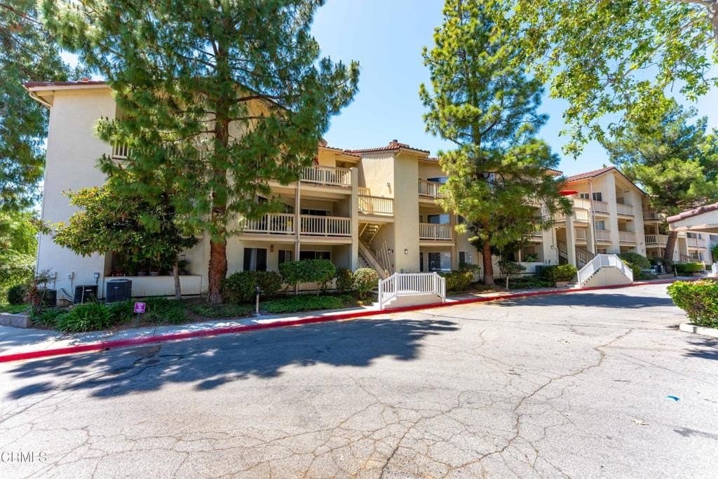 5728 Oak Bend Ln Unit 312, Oak Park