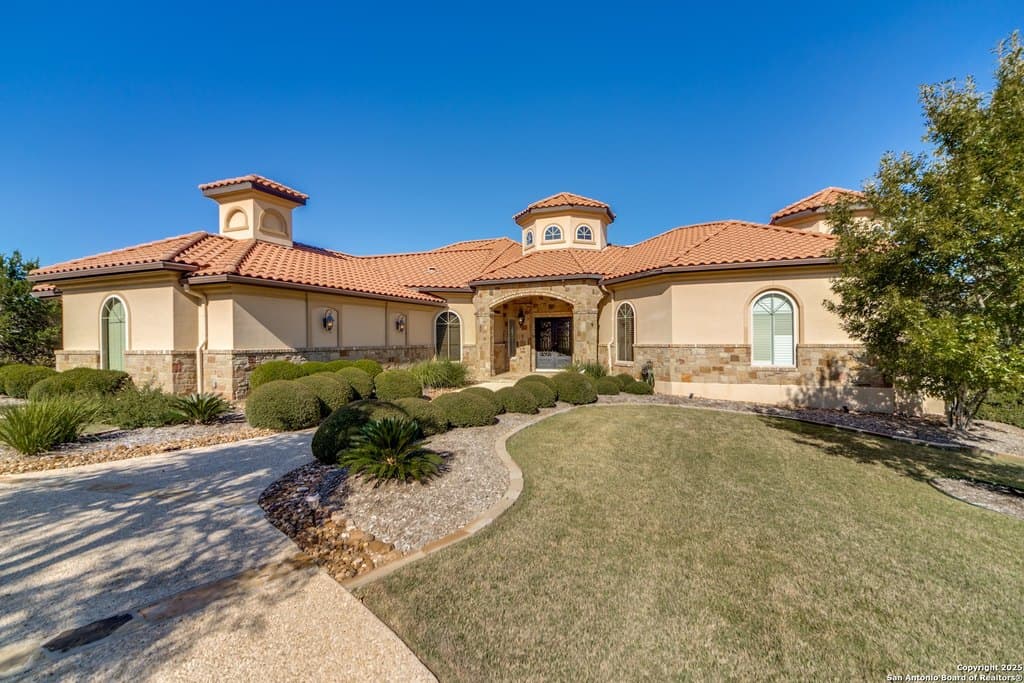 11503 Toponga, Boerne