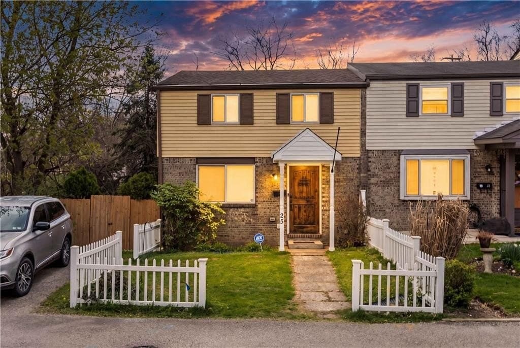 25 Krist Glen Dr, Pittsburgh