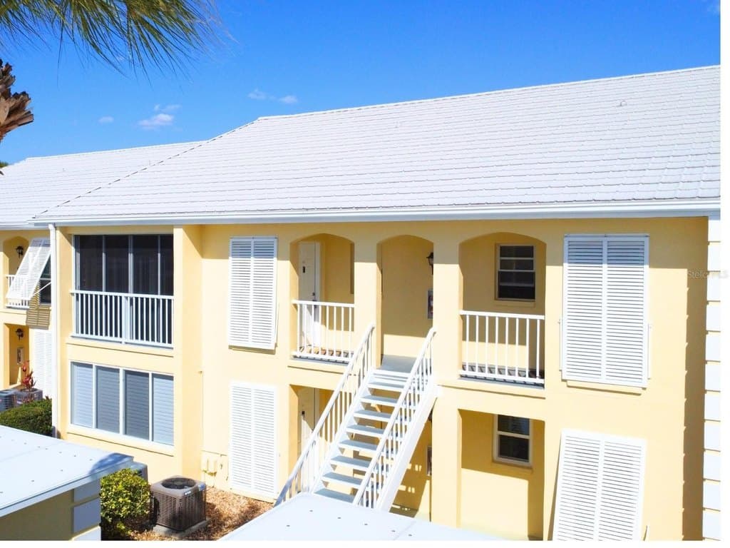 410 Cerromar Cir S Unit 242, Venice