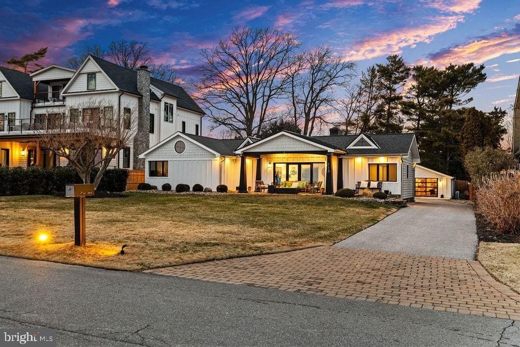 113 Bay Dr, Annapolis