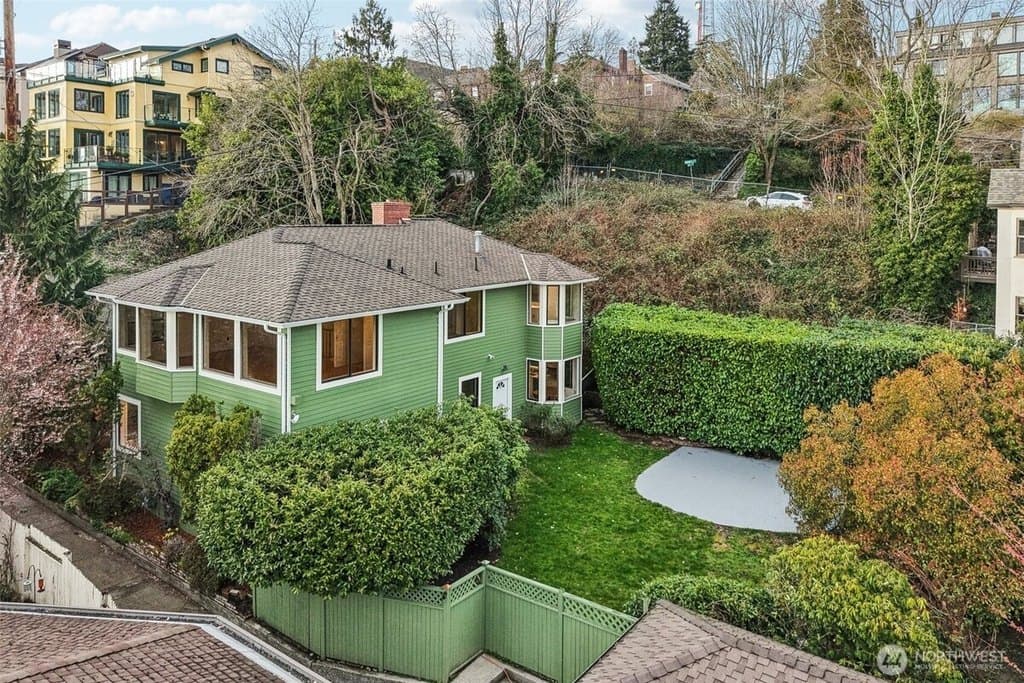 1114 2nd Ave N, Seattle