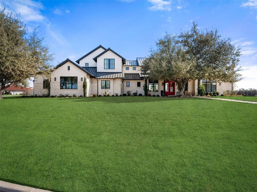 611 Casasanta Trl, Lakeway