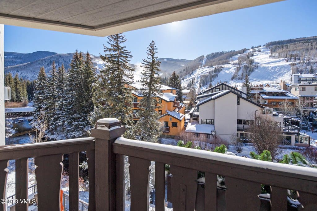 242 E Meadow Dr Unit 302-9, Vail