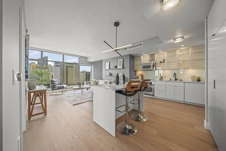 575 6th Ave Unit 804