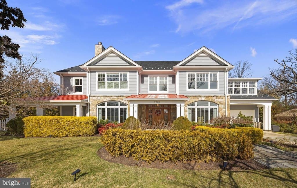 2220 Windsor Rd, Alexandria