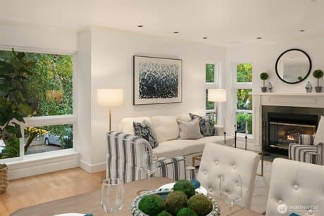 1929 42nd Ave E Unit B