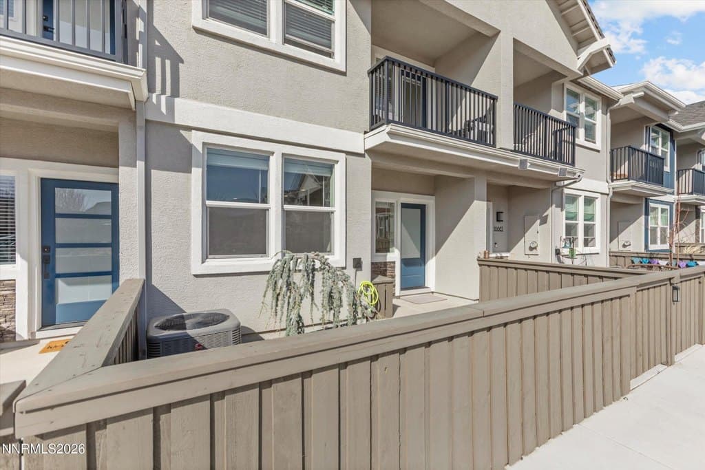 18661 Village Center Dr, Reno