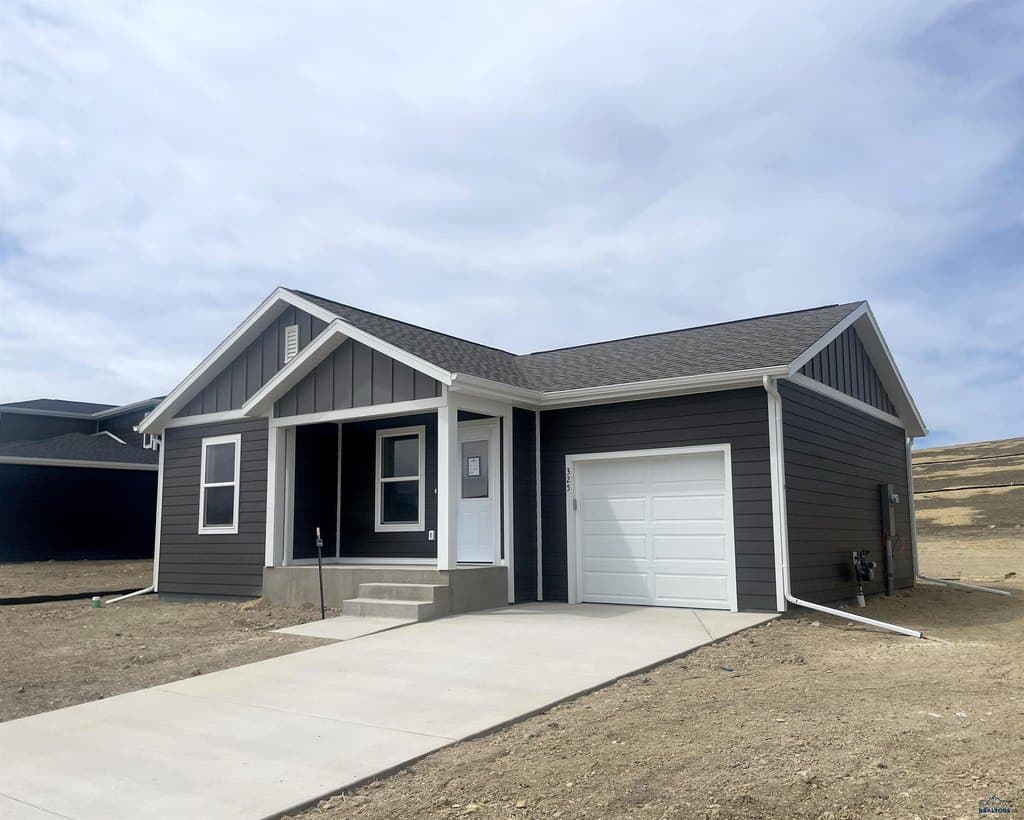 325 N Valley Dr, Rapid City