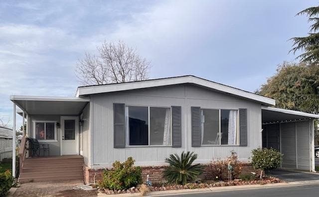2706 W Ashlan Ave Spc 329, Fresno