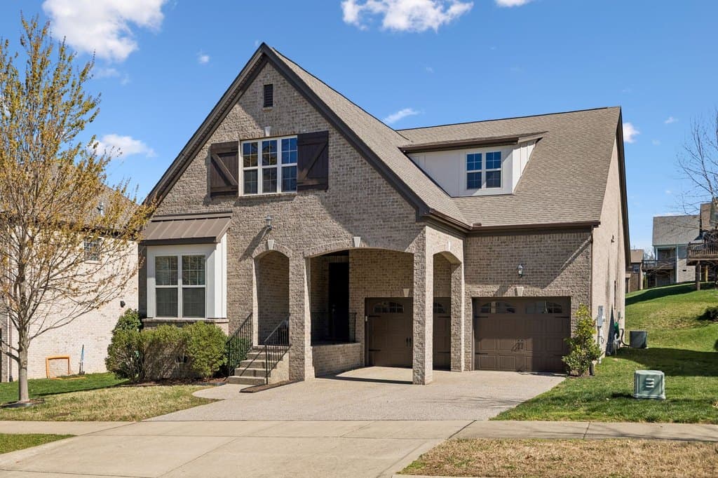 225 Fowler Cir, Franklin