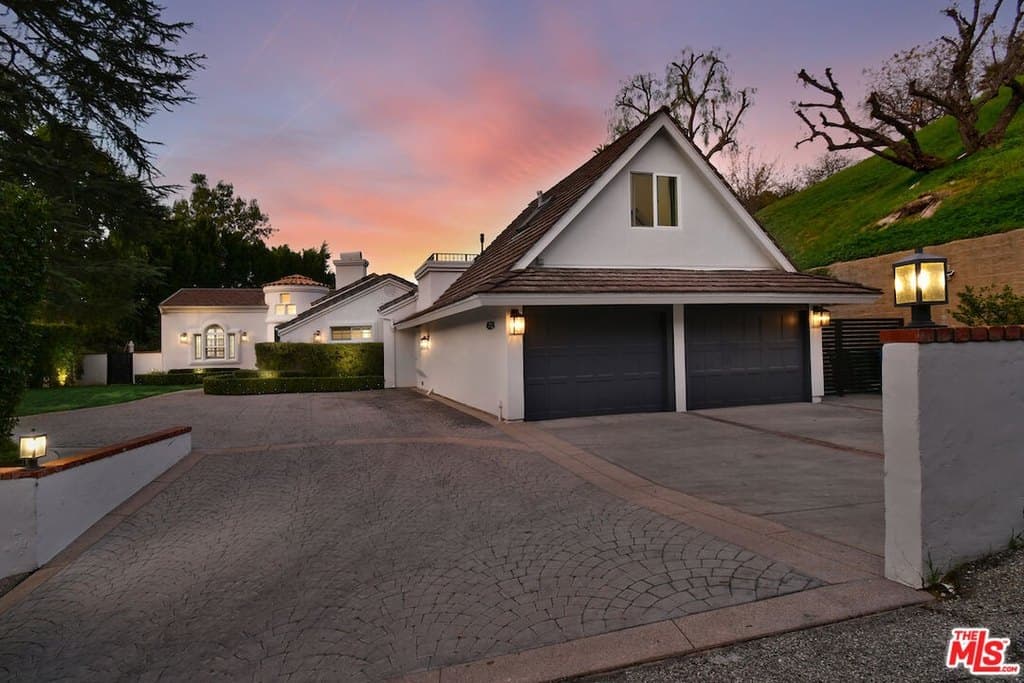 4524 Balboa Ave
