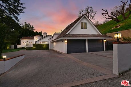 4524 Balboa Ave
