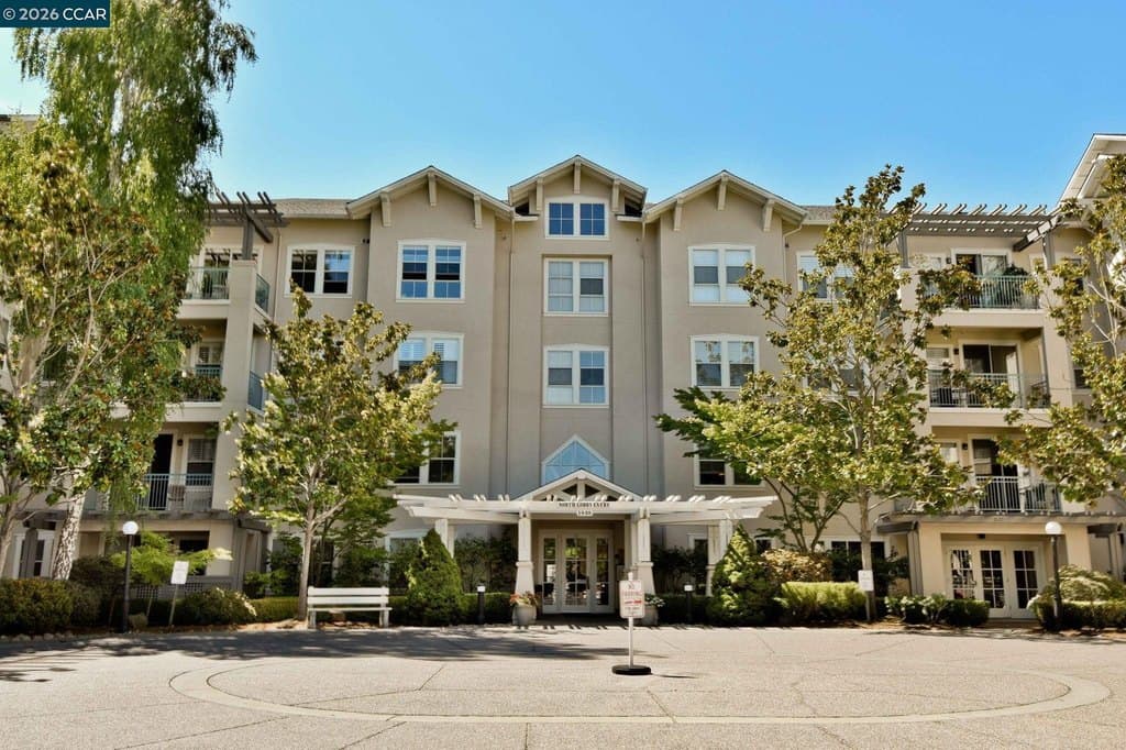 1840 Tice Creek Dr Apt 2236, Walnut Creek