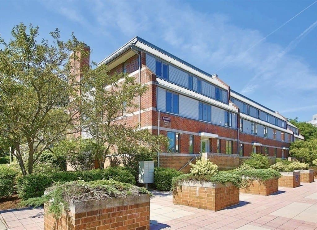 9-17 Baldwin St Unit 15C, Newton