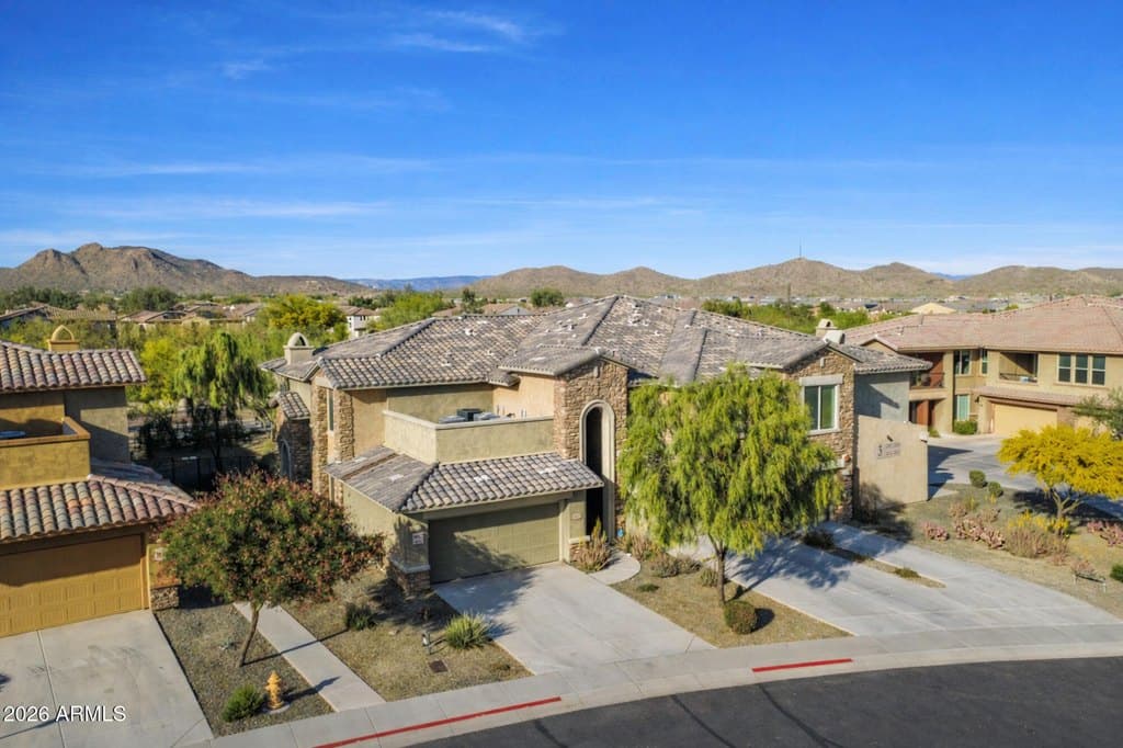 2425 W Bronco Butte Trl Unit 2007