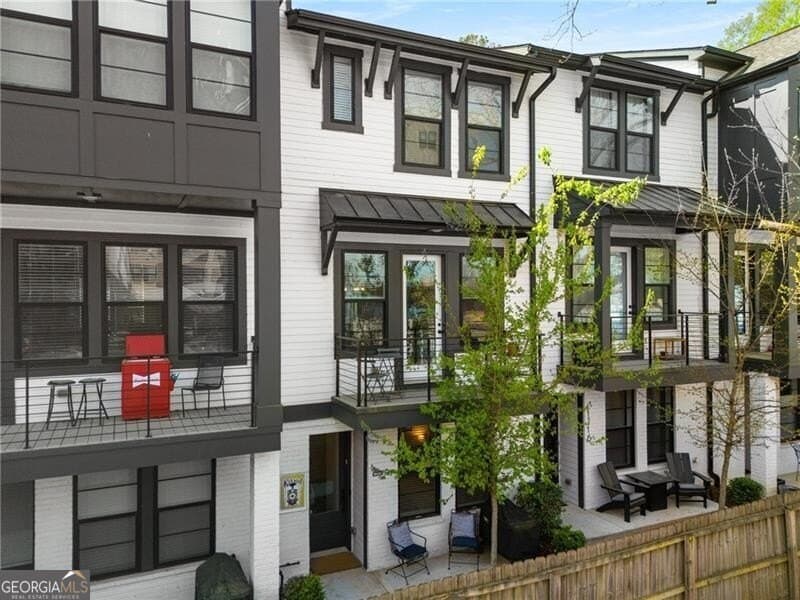 1712 Edgehill Manor St NE