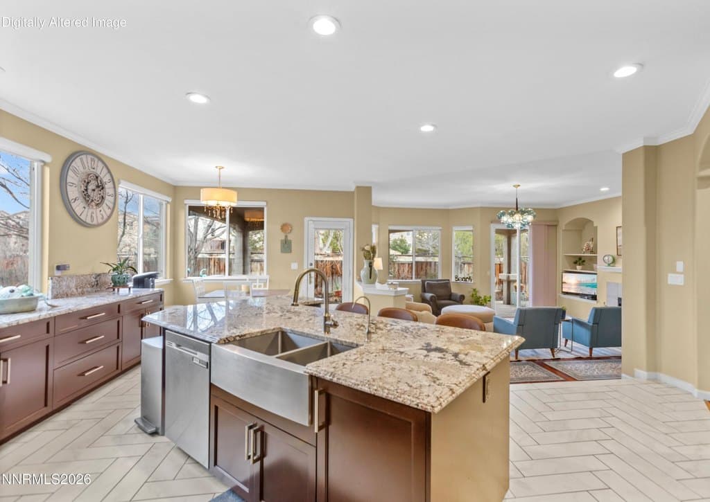 6894 Cinnamon Dr, Sparks