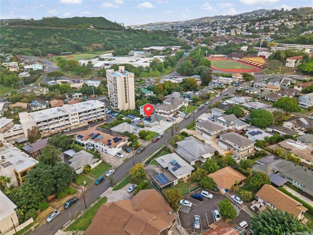 1686 Lewalani Dr, Honolulu