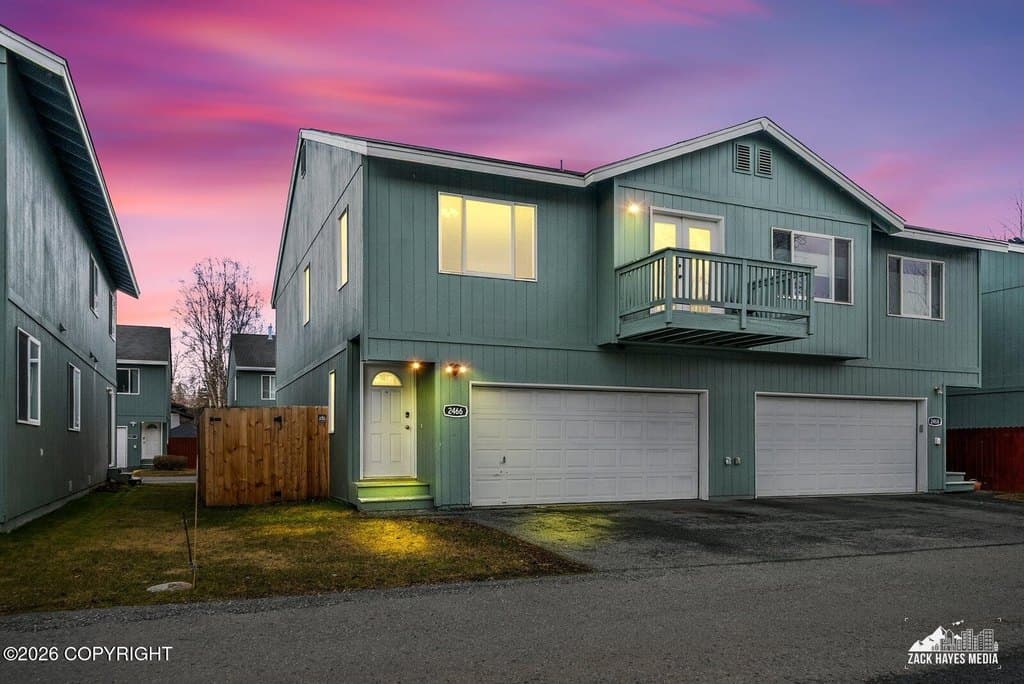 2466 Cloverwood Loop, Anchorage
