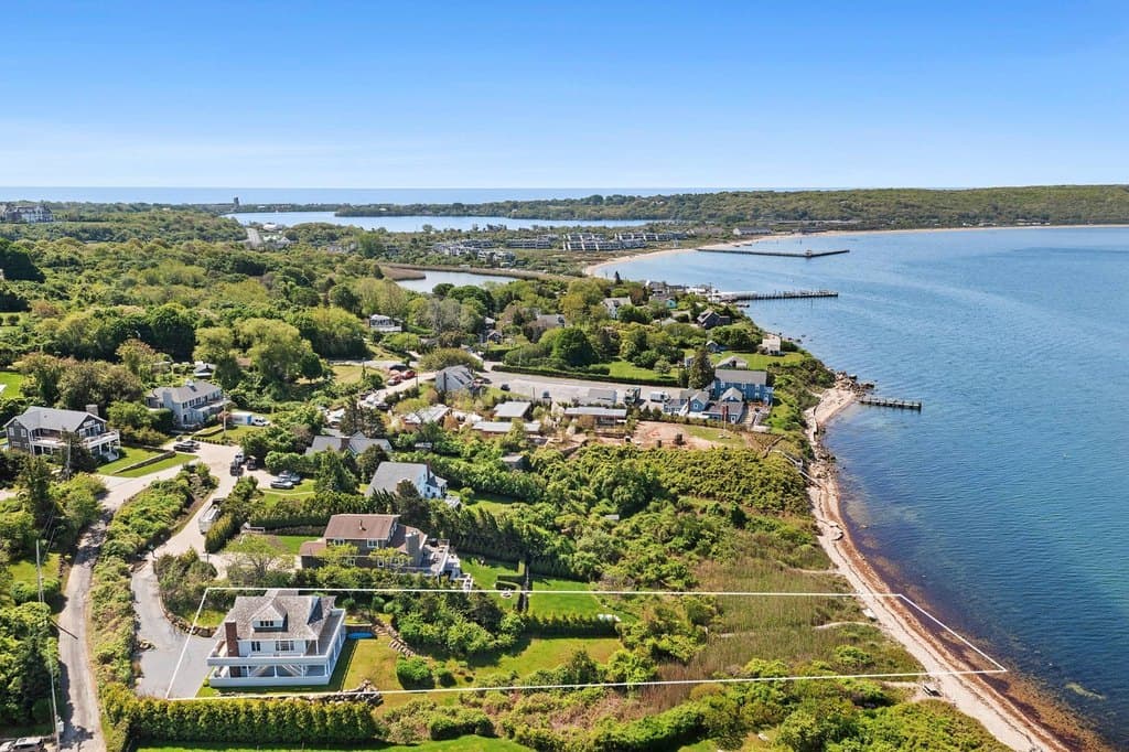 58 Firestone Rd, Montauk
