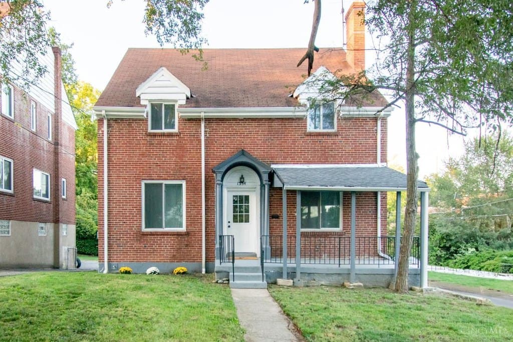 1354 Avon Dr, Cincinnati
