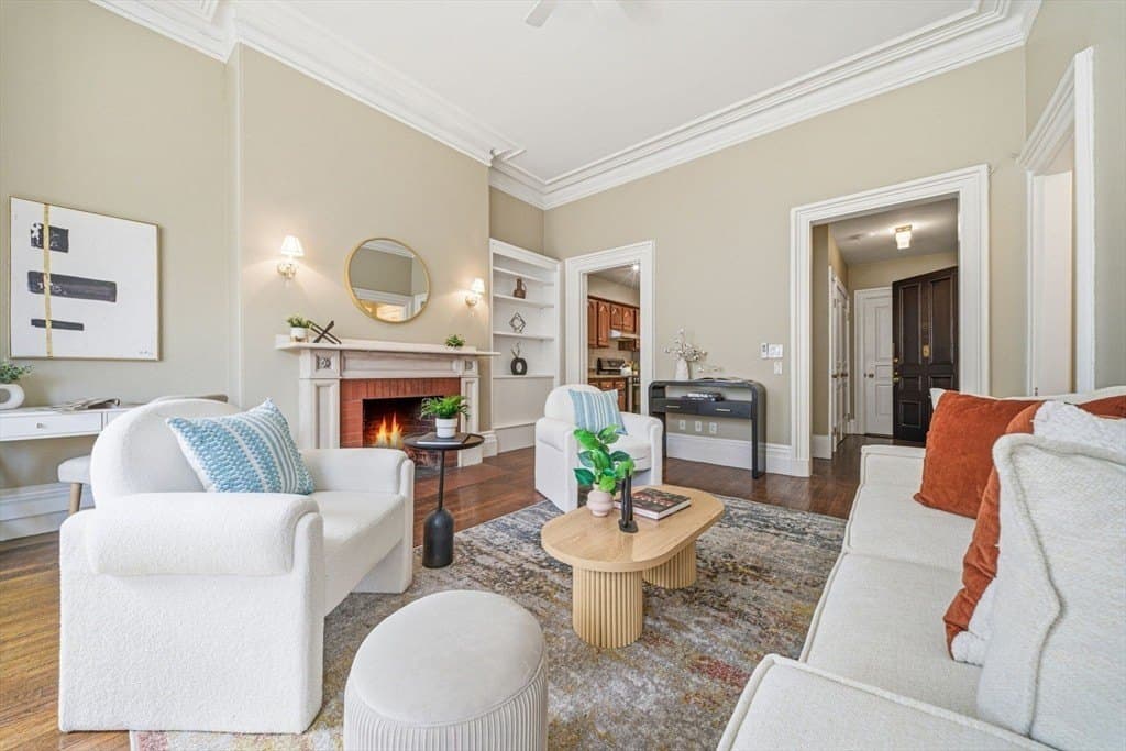 46 Commonwealth Ave Apt 8