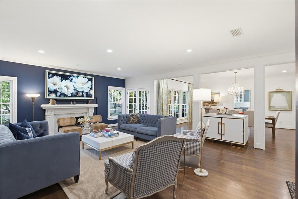 4212 Lomo Alto Dr Apt 201, Highland Park