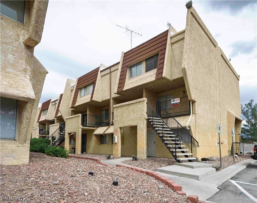 1303 Darlene Way Apt 301C, Boulder City