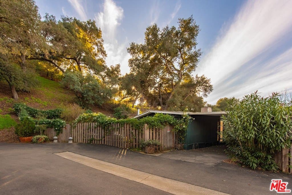 1667 Las Virgenes Canyon Rd Spc 5, Calabasas