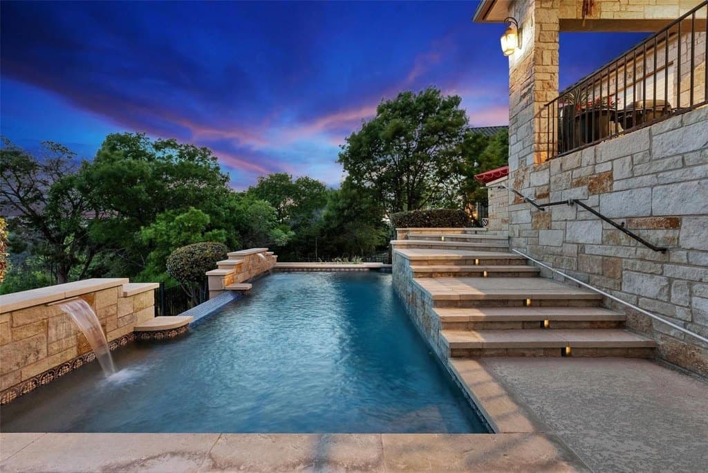 209 Rocky Coast Dr, Lakeway