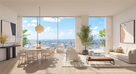 175 NE 10 St Unit 44A