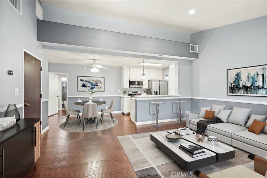 5500 Lindley Ave Unit 209, Encino