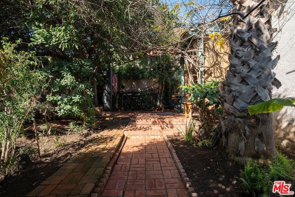 2431 20th St, Santa Monica