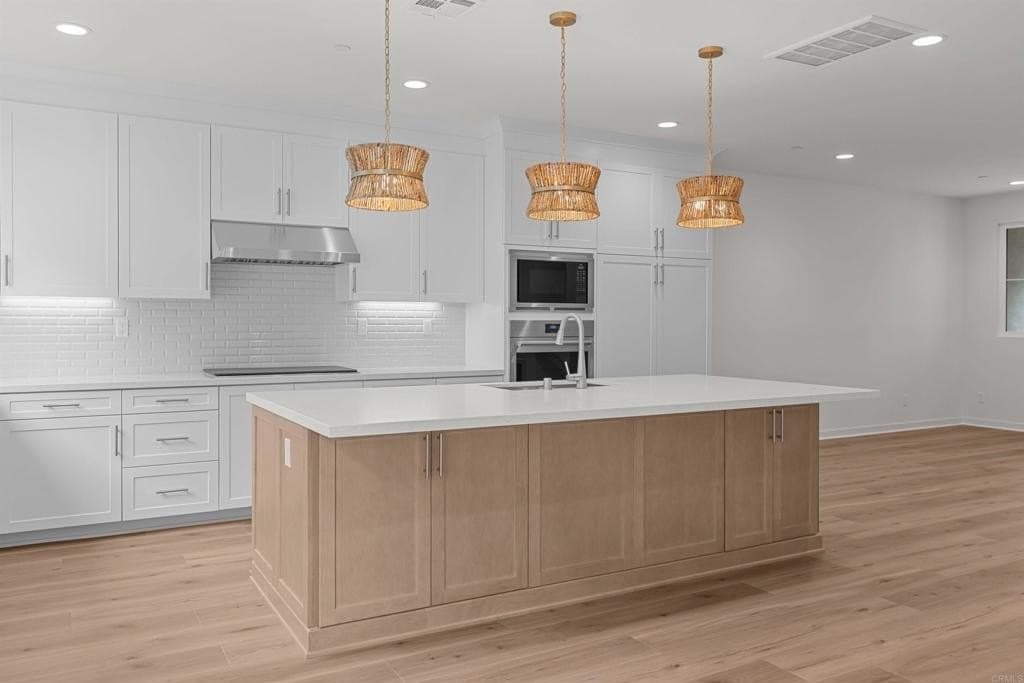 2572 Elderberry Ln, Carlsbad