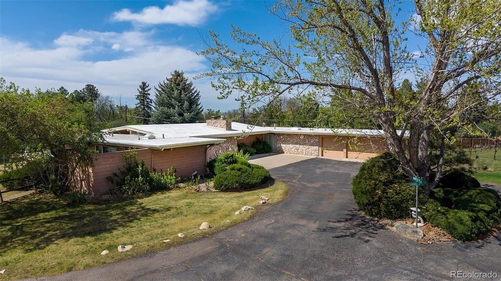 1 Middle Rd, Cherry Hills Village