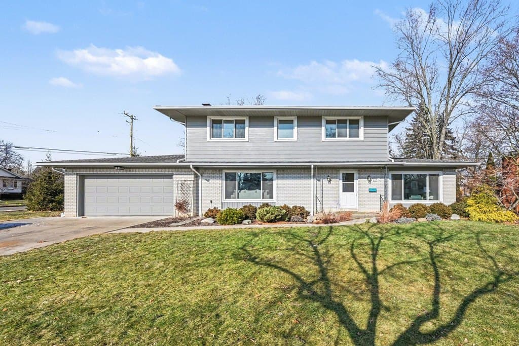 2051 Ascot Rd, Ann Arbor