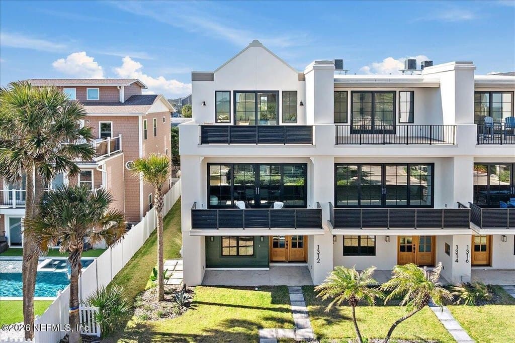 1312 1st St N, Jacksonville Beach