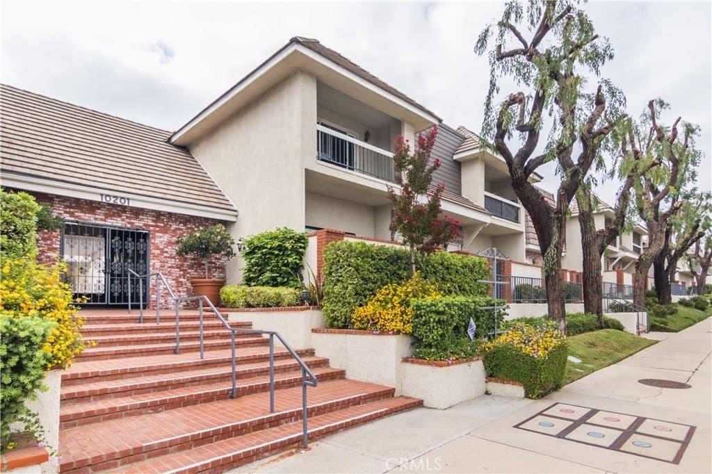 10201 Mason Ave Unit 62