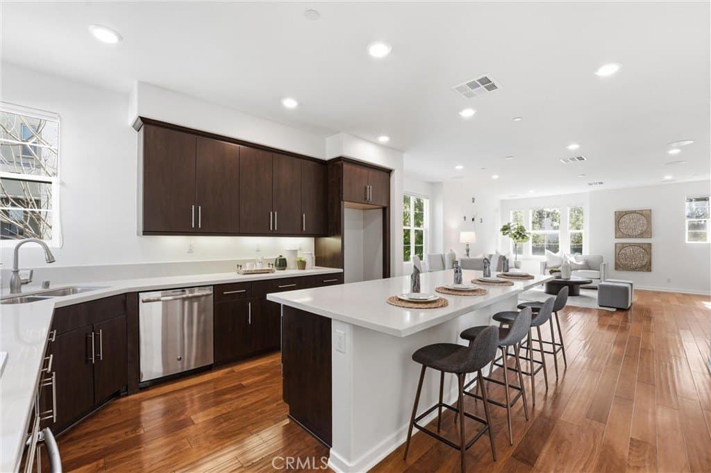 136 Acamar, Irvine