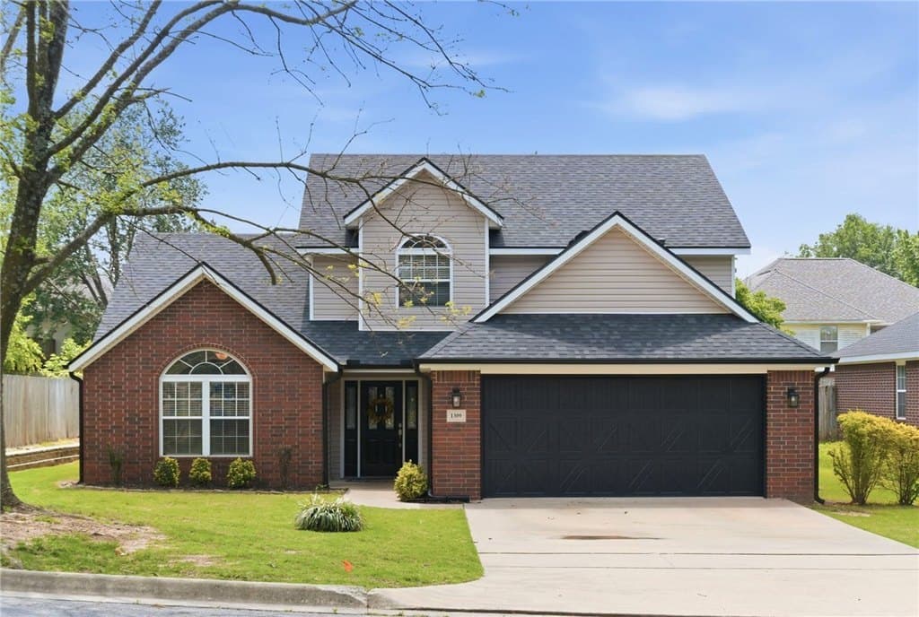 1309 Barberry Ln