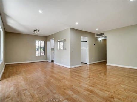 18350 Hatteras St Apt 123