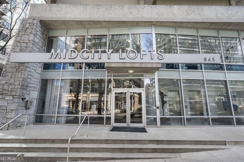 845 Spring St NW Unit 523