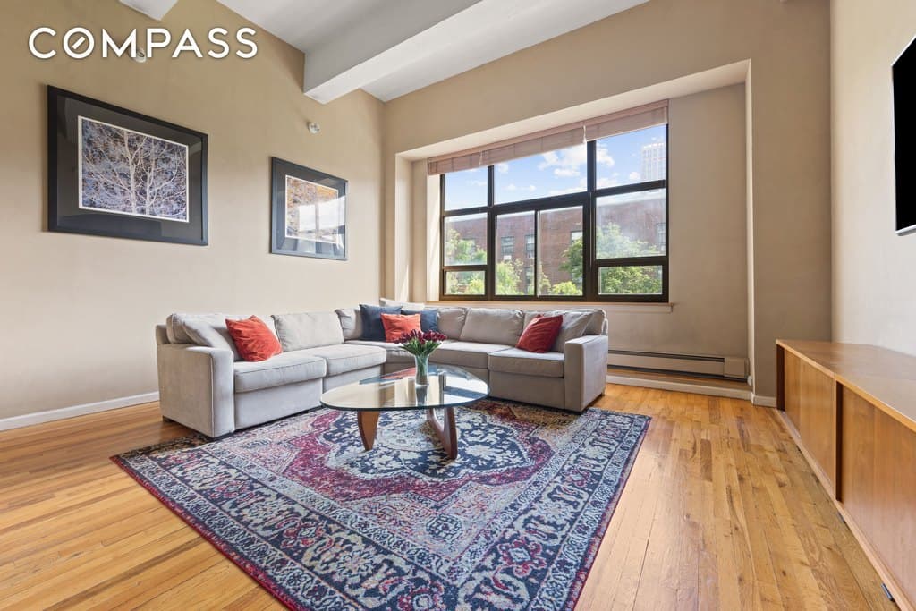 130 Barrow St Apt 302, Manhattan