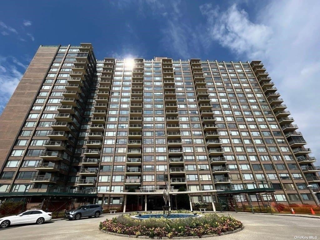 166-25 Powells Cove Blvd Unit 4D