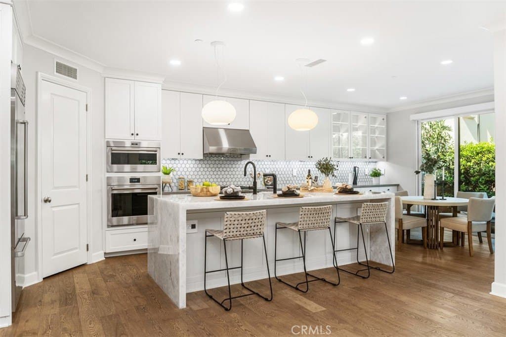 53 Painted Cameo, Irvine