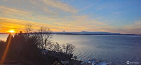 1019 California Ln SW